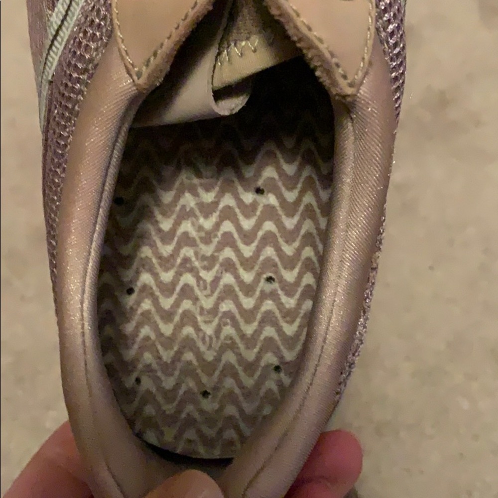 Sperry’s - Picture 4 of 4